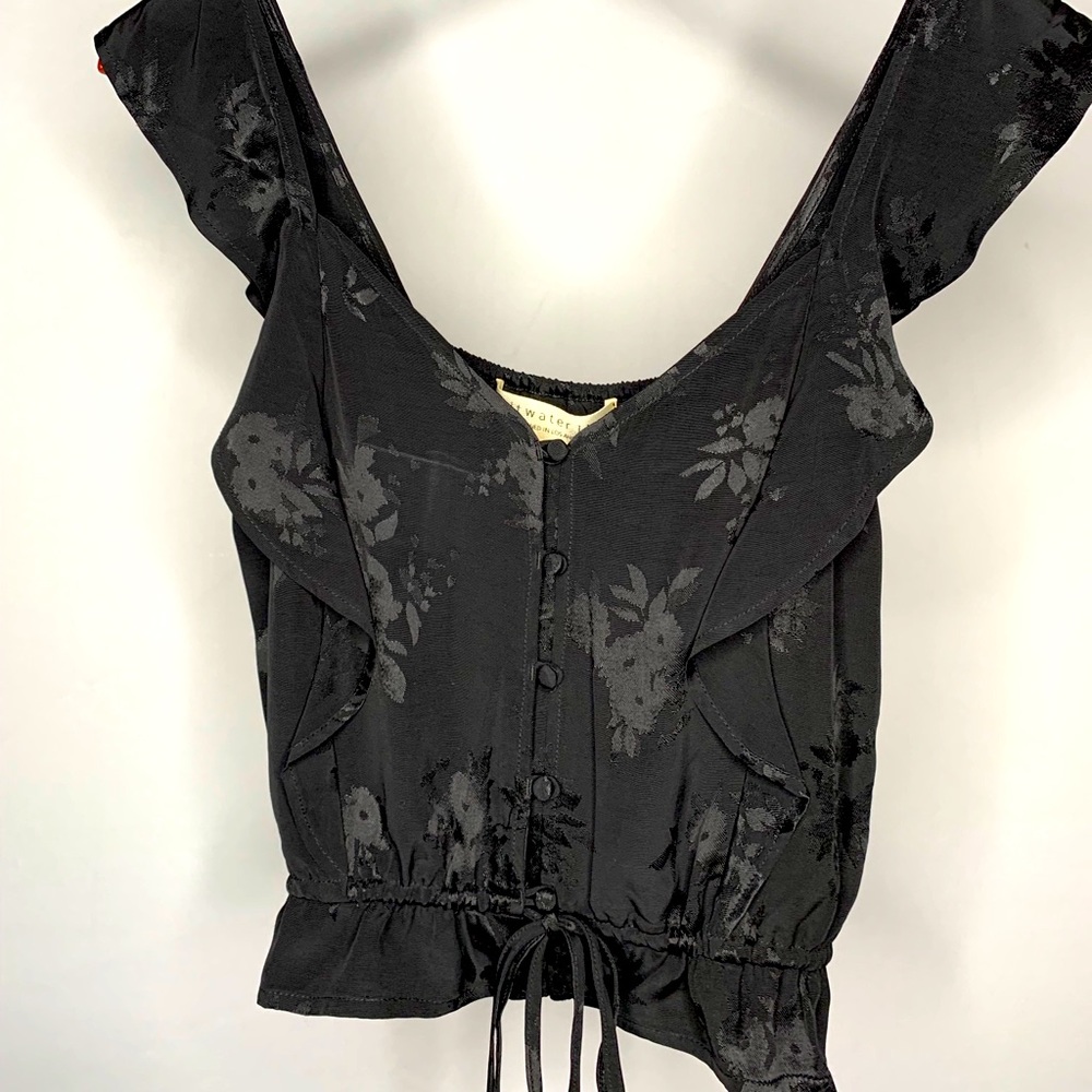 Black Ruffle Sleeve